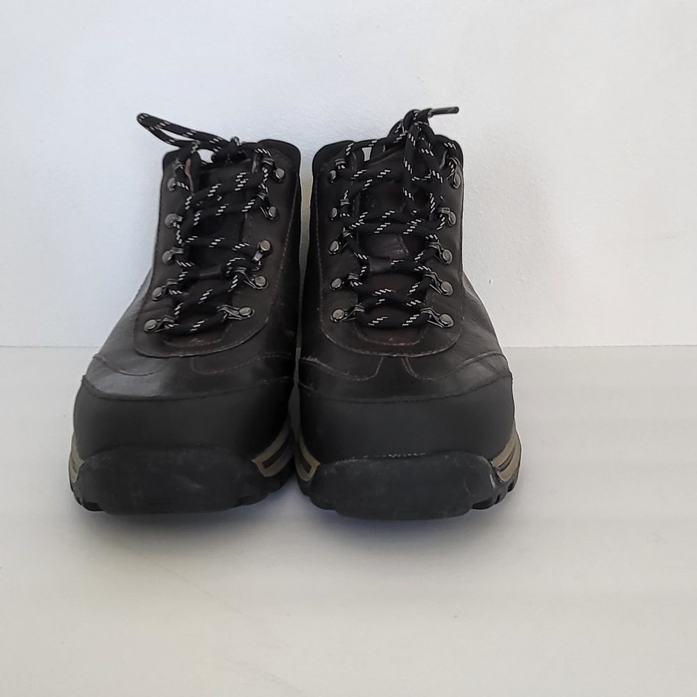 Timberland waterproof hiking boot Y4.5